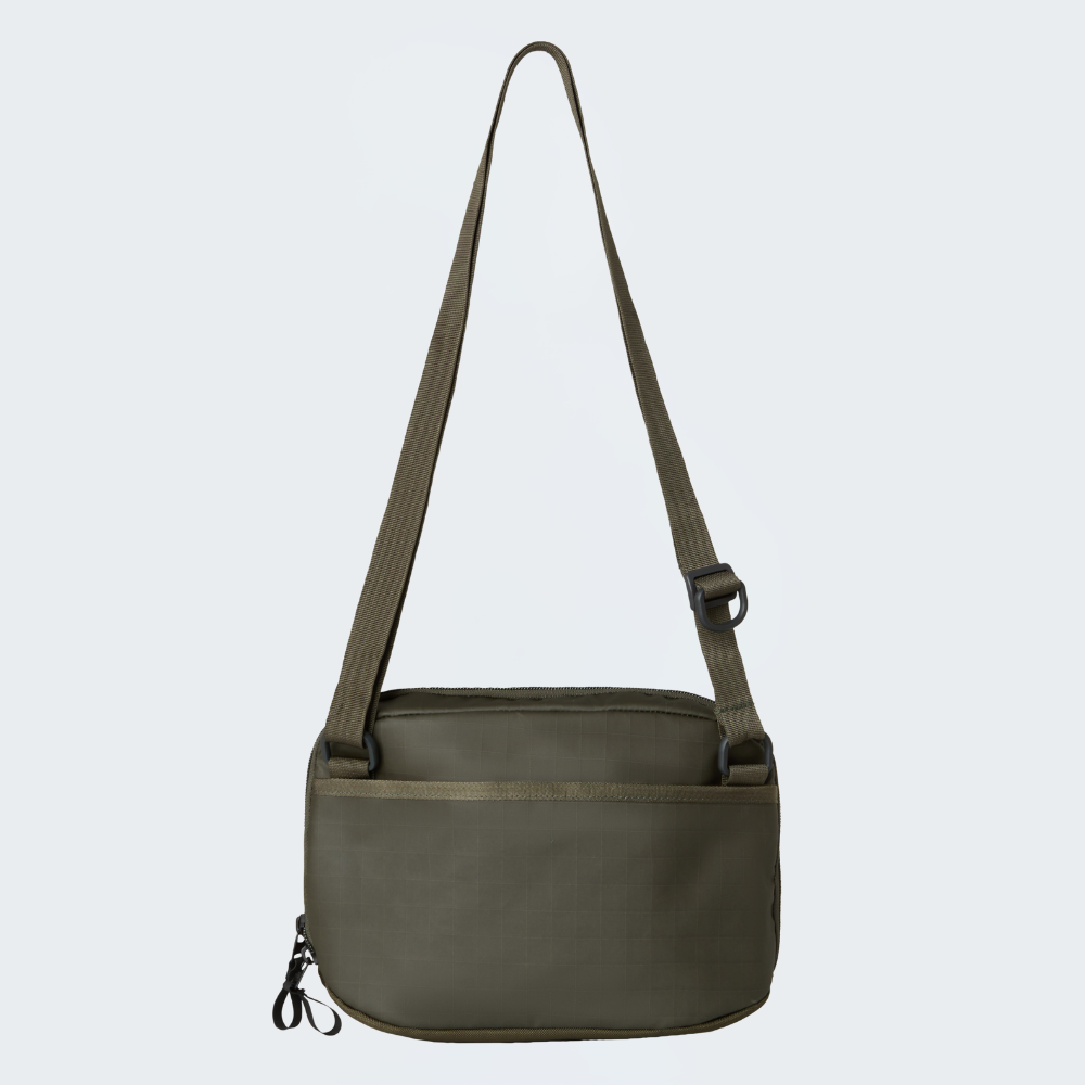 BASE CAMP VOYAGER PRO SLING BAG